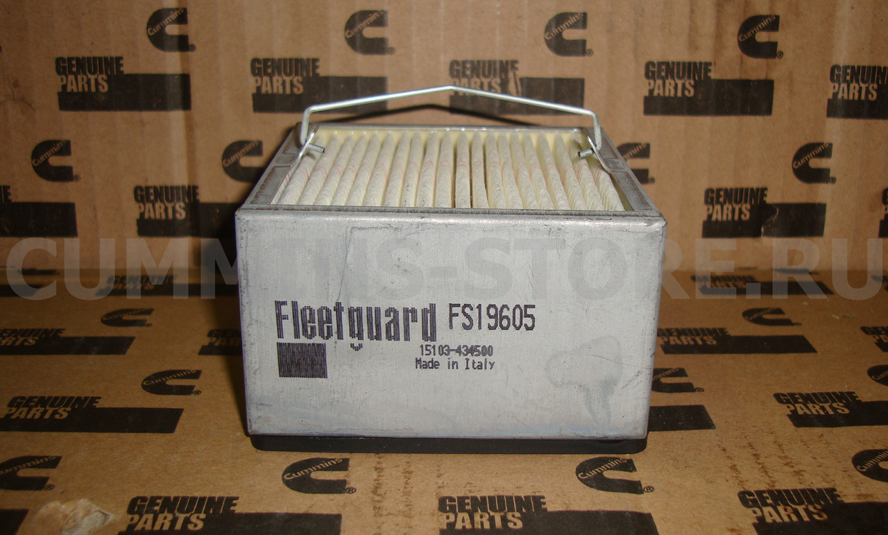 Топливно-водяной сепаратор Флитгард / Fuel Separator Fleetguard FS19605