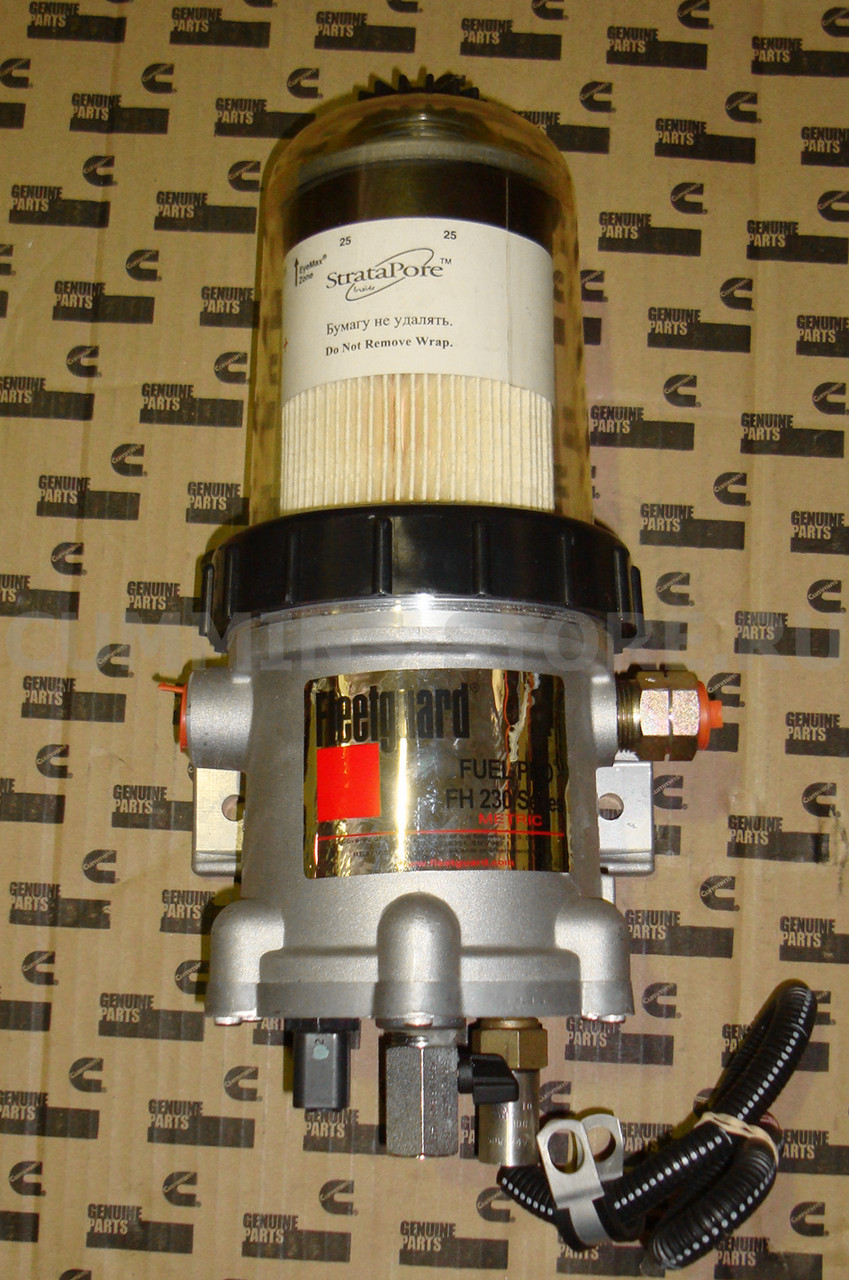Топливный сепаратор Fleetguard / Fuel Separator FH23067M